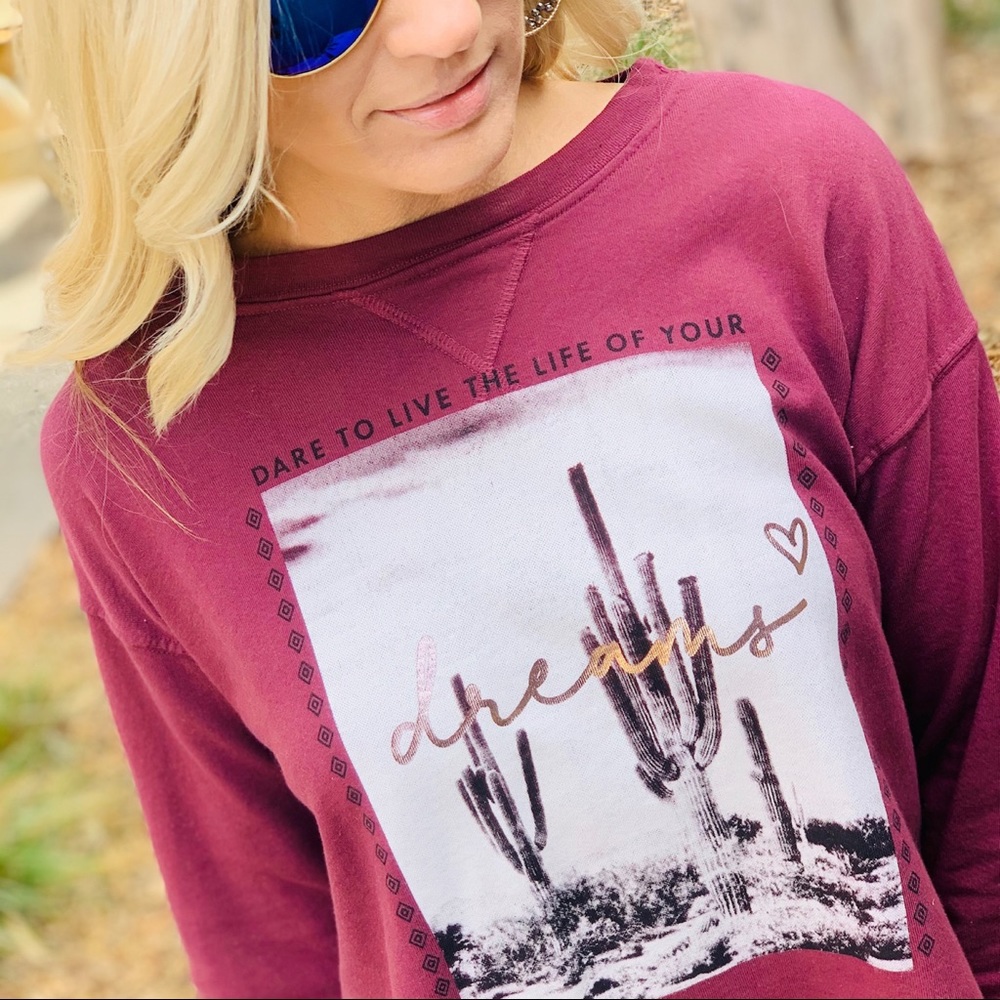 DARE TO LIVE CROP SWEATSHIRT - Picture 2 of 8